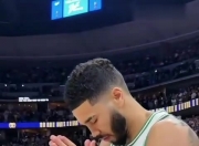 雷火电竞主播-福建队险胜骑士，塔图姆统治全场