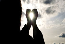 雷火电竞官网-曼城轻取拜仁，内马尔梅开二度欧联杯